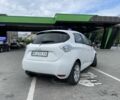 Белый Рено Зое, объемом двигателя 0 л и пробегом 98 тыс. км за 7200 $, фото 4 на Automoto.ua