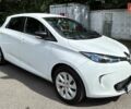 Белый Рено Зое, объемом двигателя 0 л и пробегом 94 тыс. км за 7500 $, фото 7 на Automoto.ua