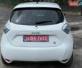 Белый Рено Зое, объемом двигателя 0 л и пробегом 86 тыс. км за 6950 $, фото 5 на Automoto.ua