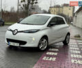 Белый Рено Зое, объемом двигателя 0 л и пробегом 126 тыс. км за 8800 $, фото 1 на Automoto.ua