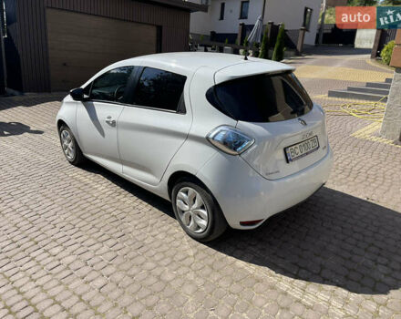 Белый Рено Зое, объемом двигателя 0 л и пробегом 85 тыс. км за 9900 $, фото 3 на Automoto.ua