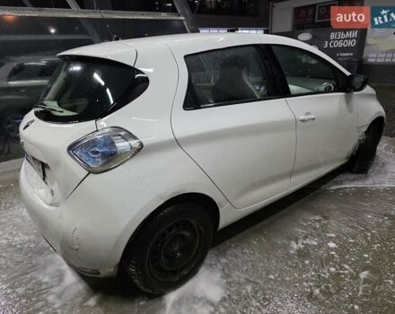 Білий Рено Зое, об'ємом двигуна 0 л та пробігом 154 тис. км за 7900 $, фото 4 на Automoto.ua