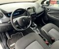 Белый Рено Зое, объемом двигателя 0 л и пробегом 87 тыс. км за 10400 $, фото 17 на Automoto.ua