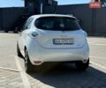 Белый Рено Зое, объемом двигателя 0 л и пробегом 173 тыс. км за 9700 $, фото 5 на Automoto.ua