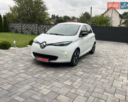 Белый Рено Зое, объемом двигателя 0 л и пробегом 129 тыс. км за 8750 $, фото 31 на Automoto.ua