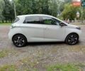 Белый Рено Зое, объемом двигателя 0 л и пробегом 84 тыс. км за 9199 $, фото 7 на Automoto.ua
