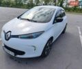 Белый Рено Зое, объемом двигателя 0 л и пробегом 205 тыс. км за 9500 $, фото 14 на Automoto.ua