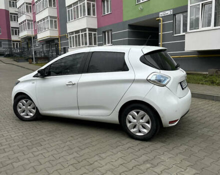 Белый Рено Зое, объемом двигателя 0 л и пробегом 131 тыс. км за 9650 $, фото 4 на Automoto.ua