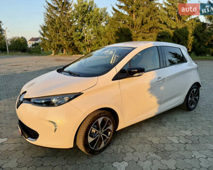 Белый Рено Зое, объемом двигателя 0 л и пробегом 121 тыс. км за 9499 $, фото 37 на Automoto.ua