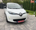 Белый Рено Зое, объемом двигателя 0 л и пробегом 129 тыс. км за 8750 $, фото 26 на Automoto.ua