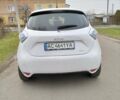 Белый Рено Зое, объемом двигателя 0 л и пробегом 77 тыс. км за 9000 $, фото 5 на Automoto.ua