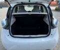 Белый Рено Зое, объемом двигателя 0 л и пробегом 112 тыс. км за 8999 $, фото 7 на Automoto.ua
