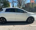 Белый Рено Зое, объемом двигателя 0 л и пробегом 170 тыс. км за 11500 $, фото 4 на Automoto.ua