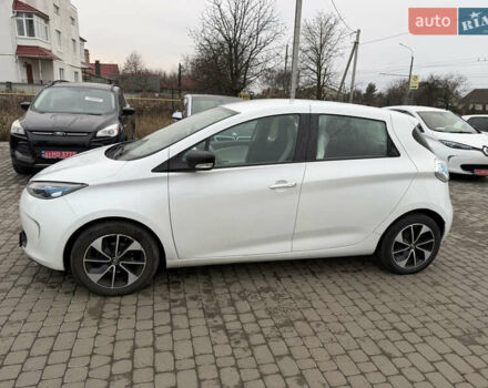 Білий Рено Зое, об'ємом двигуна 0 л та пробігом 104 тис. км за 8700 $, фото 3 на Automoto.ua