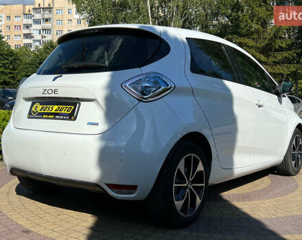 Белый Рено Зое, объемом двигателя 0 л и пробегом 143 тыс. км за 8900 $, фото 6 на Automoto.ua