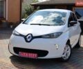 Белый Рено Зое, объемом двигателя 0 л и пробегом 102 тыс. км за 10000 $, фото 2 на Automoto.ua