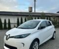 Белый Рено Зое, объемом двигателя 0 л и пробегом 75 тыс. км за 9250 $, фото 1 на Automoto.ua