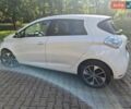 Белый Рено Зое, объемом двигателя 0 л и пробегом 210 тыс. км за 9900 $, фото 8 на Automoto.ua