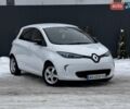 Белый Рено Зое, объемом двигателя 0 л и пробегом 84 тыс. км за 9200 $, фото 1 на Automoto.ua