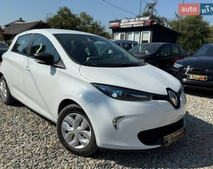 Белый Рено Зое, объемом двигателя 0 л и пробегом 93 тыс. км за 9799 $, фото 27 на Automoto.ua