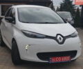 Белый Рено Зое, объемом двигателя 0 л и пробегом 60 тыс. км за 9222 $, фото 2 на Automoto.ua
