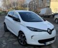 Белый Рено Зое, объемом двигателя 0 л и пробегом 103 тыс. км за 9600 $, фото 3 на Automoto.ua