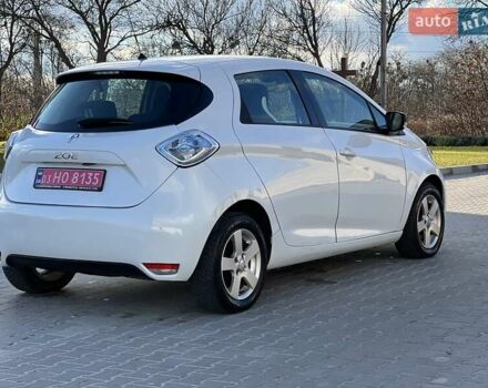 Белый Рено Зое, объемом двигателя 0 л и пробегом 110 тыс. км за 8450 $, фото 10 на Automoto.ua