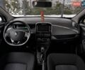 Белый Рено Зое, объемом двигателя 0 л и пробегом 84 тыс. км за 9200 $, фото 40 на Automoto.ua