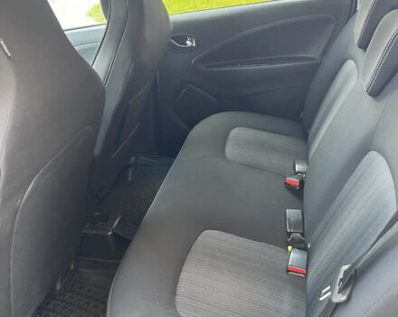 Белый Рено Зое, объемом двигателя 0 л и пробегом 146 тыс. км за 10500 $, фото 32 на Automoto.ua