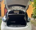Белый Рено Зое, объемом двигателя 0 л и пробегом 107 тыс. км за 8999 $, фото 14 на Automoto.ua