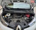 Білий Рено Зое, об'ємом двигуна 0 л та пробігом 92 тис. км за 9990 $, фото 29 на Automoto.ua