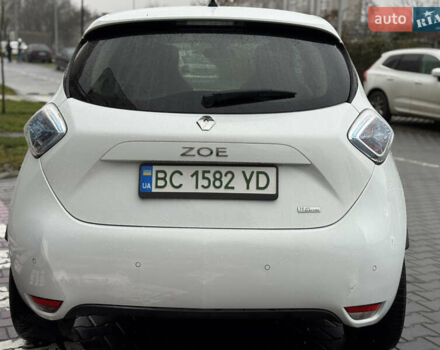 Белый Рено Зое, объемом двигателя 0 л и пробегом 126 тыс. км за 8800 $, фото 8 на Automoto.ua
