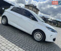 Белый Рено Зое, объемом двигателя 0 л и пробегом 98 тыс. км за 9000 $, фото 1 на Automoto.ua