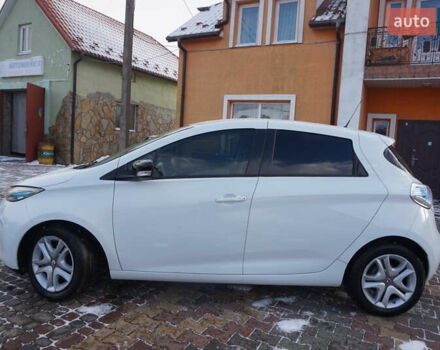 Белый Рено Зое, объемом двигателя 0 л и пробегом 26 тыс. км за 9555 $, фото 19 на Automoto.ua