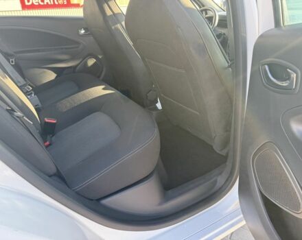 Білий Рено Зое, об'ємом двигуна 0 л та пробігом 78 тис. км за 10600 $, фото 4 на Automoto.ua