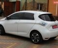 Белый Рено Зое, объемом двигателя 0 л и пробегом 95 тыс. км за 10444 $, фото 10 на Automoto.ua