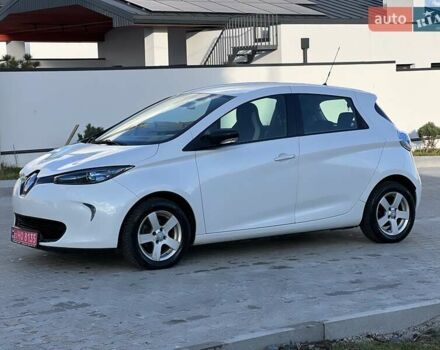 Белый Рено Зое, объемом двигателя 0 л и пробегом 110 тыс. км за 8450 $, фото 14 на Automoto.ua