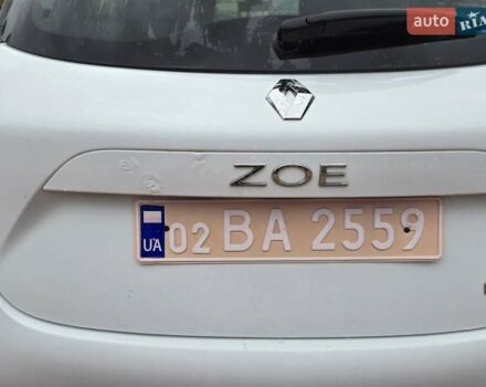 Белый Рено Зое, объемом двигателя 0 л и пробегом 137 тыс. км за 8400 $, фото 32 на Automoto.ua