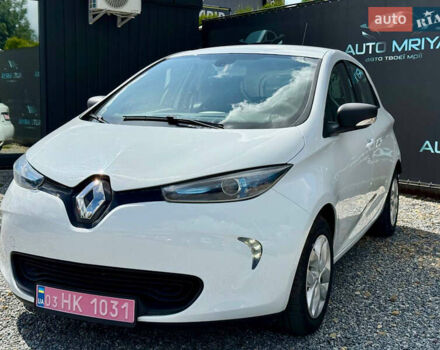 Белый Рено Зое, объемом двигателя 0 л и пробегом 45 тыс. км за 9350 $, фото 4 на Automoto.ua