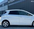 Белый Рено Зое, объемом двигателя 0 л и пробегом 101 тыс. км за 10640 $, фото 9 на Automoto.ua