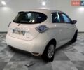 Белый Рено Зое, объемом двигателя 0 л и пробегом 180 тыс. км за 8300 $, фото 4 на Automoto.ua