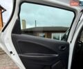 Белый Рено Зое, объемом двигателя 0 л и пробегом 78 тыс. км за 9450 $, фото 40 на Automoto.ua