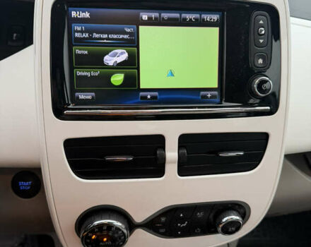 Білий Рено Зое, об'ємом двигуна 0 л та пробігом 104 тис. км за 8700 $, фото 25 на Automoto.ua