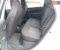 Белый Рено Зое, объемом двигателя 0 л и пробегом 138 тыс. км за 10700 $, фото 7 на Automoto.ua
