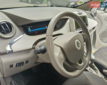 Рено Зое 2017 в Надворной на Automoto.ua Белый Рено Зое, объемом двигателя 0 л и пробегом 62 тыс. км за 9900 $, фото 11 на Automoto.ua
