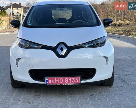 Белый Рено Зое, объемом двигателя 0 л и пробегом 110 тыс. км за 8450 $, фото 15 на Automoto.ua