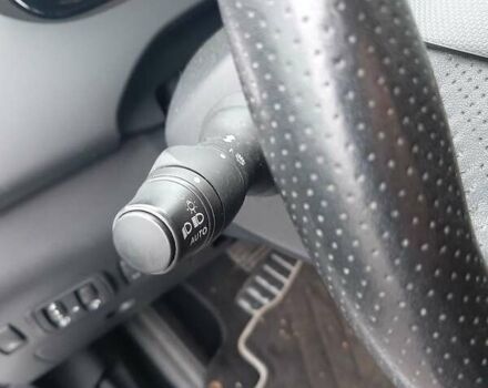 Білий Рено Зое, об'ємом двигуна 0 л та пробігом 123 тис. км за 9650 $, фото 28 на Automoto.ua