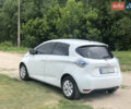 Белый Рено Зое, объемом двигателя 0 л и пробегом 80 тыс. км за 9400 $, фото 1 на Automoto.ua