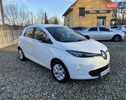 Белый Рено Зое, объемом двигателя 0 л и пробегом 94 тыс. км за 9199 $, фото 10 на Automoto.ua