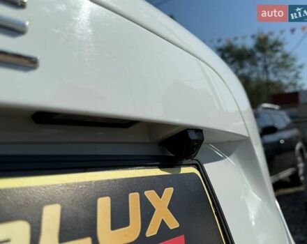 Белый Рено Зое, объемом двигателя 0 л и пробегом 93 тыс. км за 9799 $, фото 23 на Automoto.ua